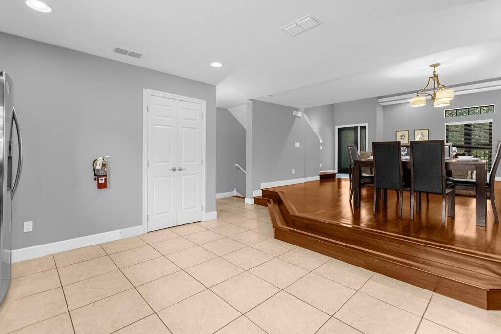 Vibrant 4Br Family Townhome 1 Mile From Disney World And Disney Springs Orlando Kültér fotó