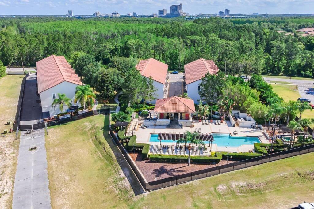 Vibrant 4Br Family Townhome 1 Mile From Disney World And Disney Springs Orlando Kültér fotó